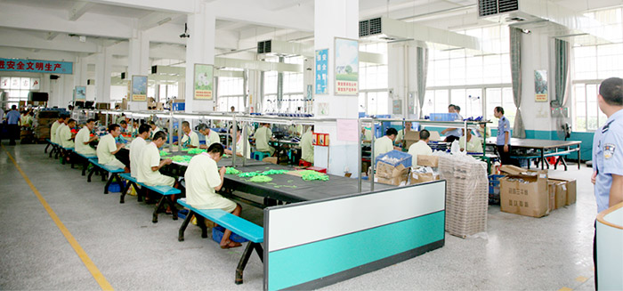 廣東某女子戒毒所生產車間選擇星科環?？照{冷風機