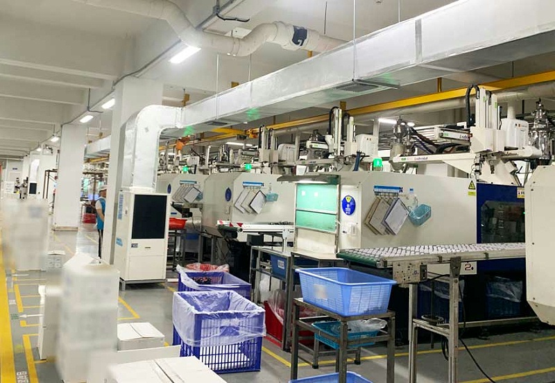 注塑車間崗位區域降溫，應用蒸發冷省電空調-管道空調