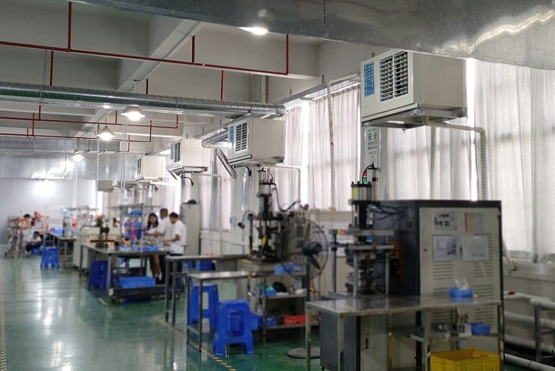 注塑廠車間降溫，安裝蒸發冷省電空調-臥式軸流機組