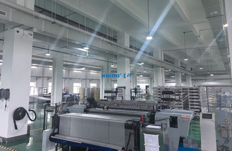 星科蒸發(fā)冷省電空調(diào)-立式管道機應用于碳纖維生產(chǎn)車間，制冷降溫